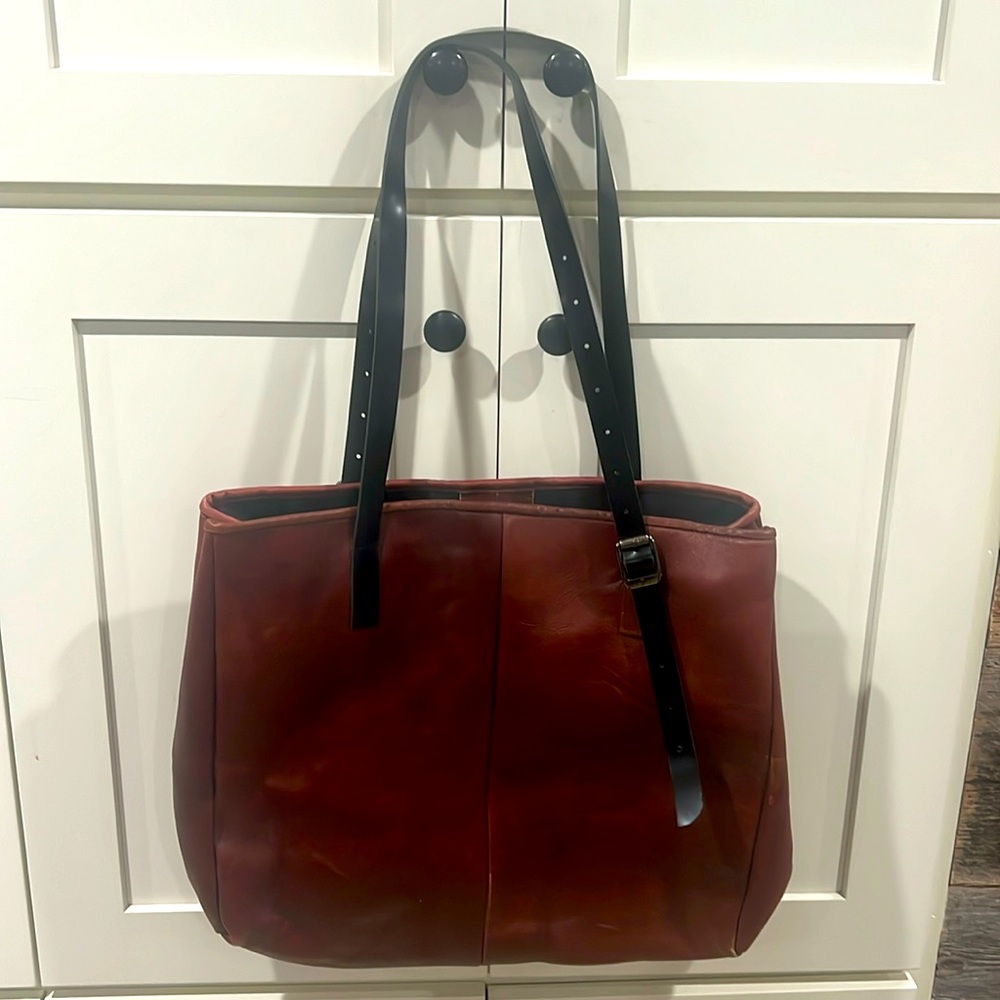 LiliMill dark drown Italian leather shoulder bag.